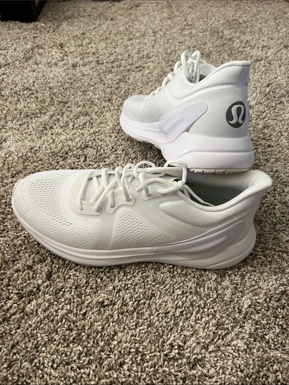 Lululemon Athletica BlissFeel White Lightweight Women's Running Sneakers